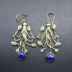 Boucles D'Oreilles Pendantes Dorées Avec Pierres De Lapis Lazuli