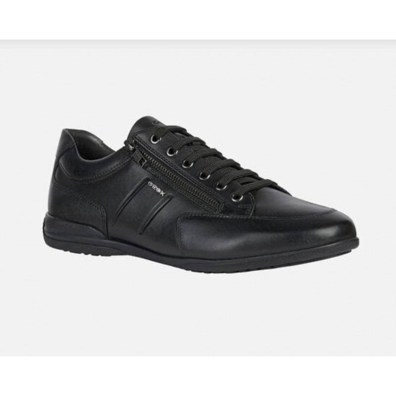 Baskets ou sneakers pour homme de GEOX confortable design en cuir
