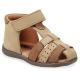 Bébé debout garçons Nu-pieds