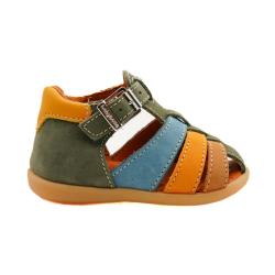 Bébé debout garçons Nu-pieds