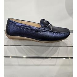 Mocassins ALABAMA  Cuir Marine Irisé FEMME CONFORTABLE 12-19212-32  noeud coup de pied