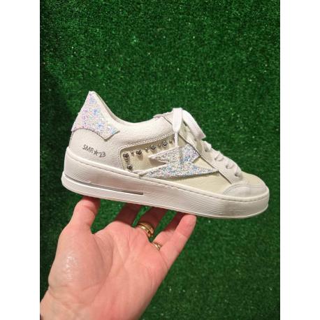 Basket NOUBAR Blanc/ Glitters Bleu Ciel paillettes A125 lacet Blanc semelle amovible