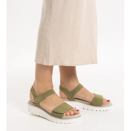 Sandales BILBAO compensées look féminin 33518-07 Cuir nubuck Herve vert ARA SHOES 2 scratchs pour fermeture