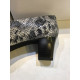 Escarpin de fabrication française de MARCO en cuir reptile gris noir CLEMENCE talon de 4cm doublé cuir